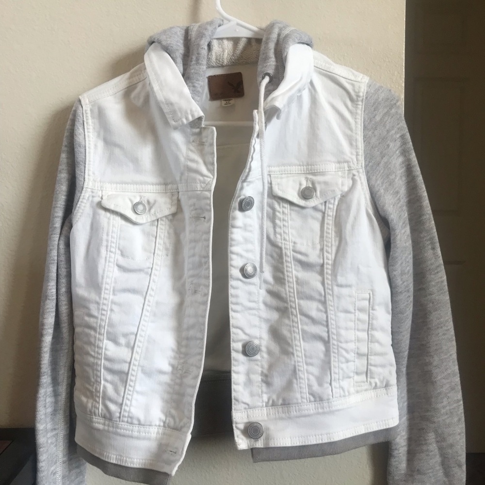 American Eagle White Jean Jacket